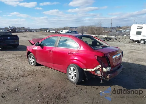 2016 Chevrolet Sonic Lt Auto z USA, uszkodzony, nr VIN 1G1JC5SG3G4146360